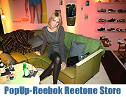 PopUp Store für nur 5 Wochen: Reebok Reetone World, am Sendlinger Tor eröffnet am 27.11.2010 (Foto: Martin Schmitz)